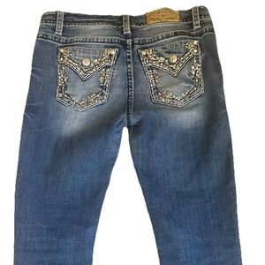 Miss Me Capri Jeans 30" x 23" Embellished Pockets Sequins Capri Medium Blue Y2K